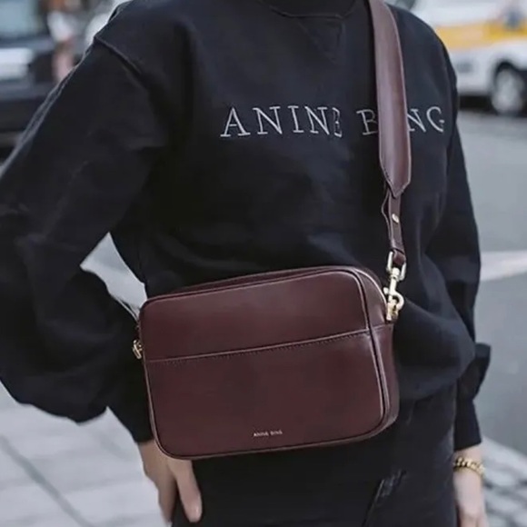 Anine Bing Handbags - Blogger favorite ANINE BING ALICE BAG in trending season BURGUNDY